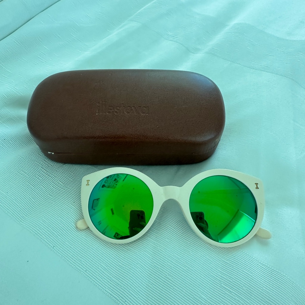 Illesteva Cream Sunglasses With Green Lenses